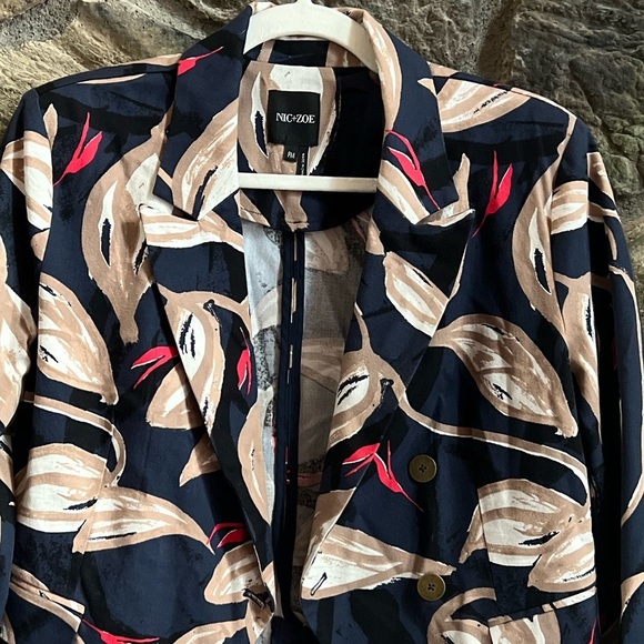 ⚫️ Nic + Zoe Petites Budding Printed Business Two-Button Blazer - Picture 8 of 11